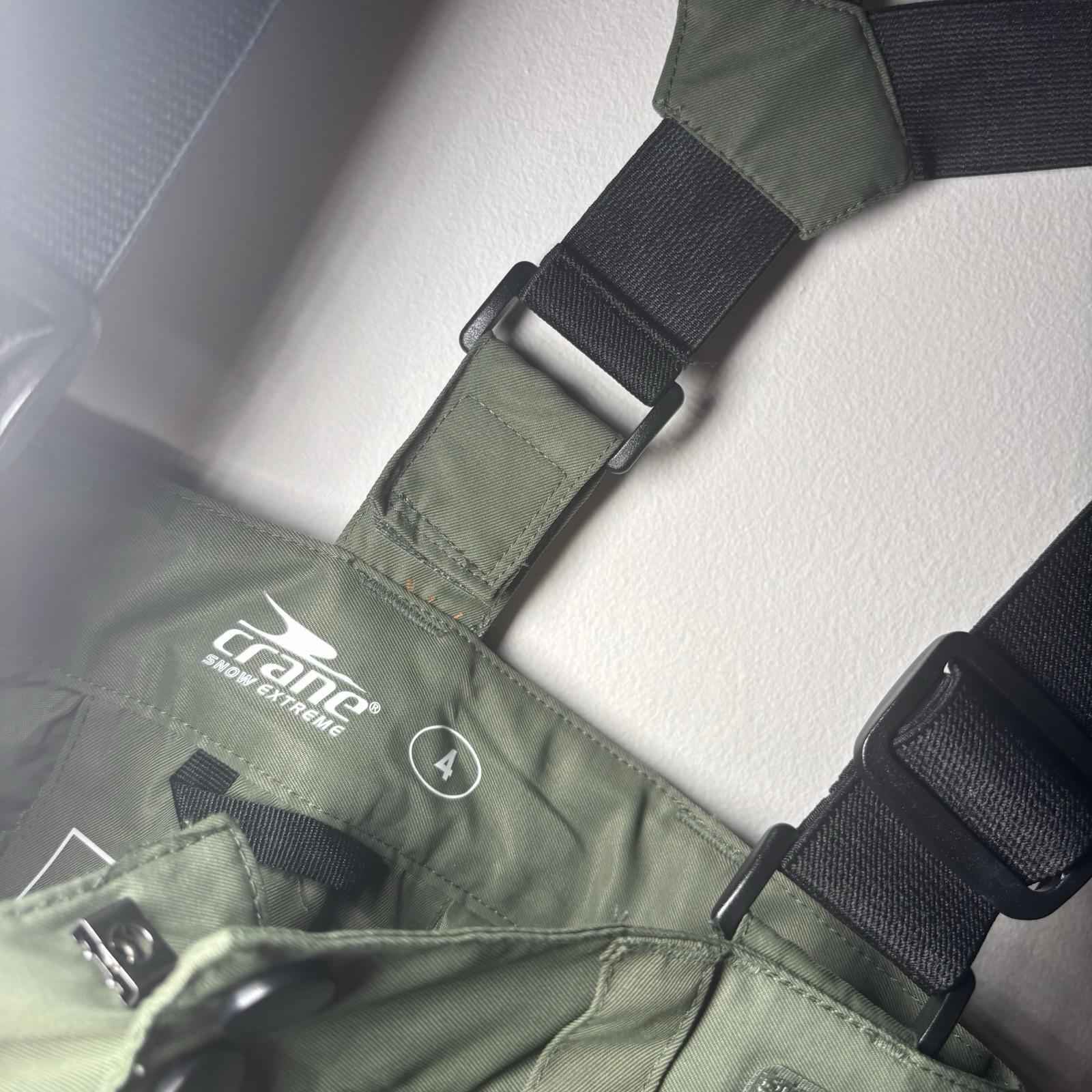 Childrens CRANE Snow Extreme Karki  Green Size 4 Ski Snowboarding Pants BNWT