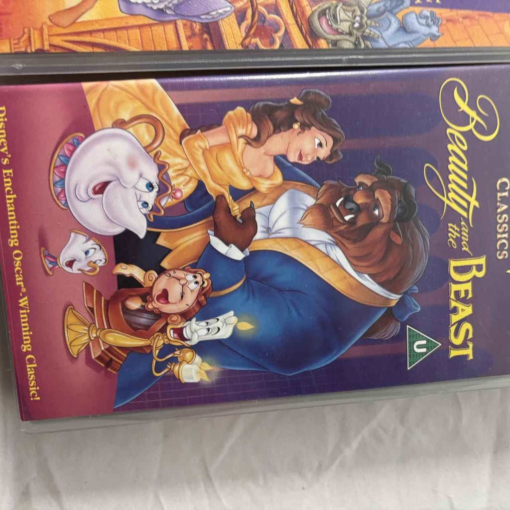 Walt Disney Classics VHS Tape Collection - Peter Pan, Lady and the Tramp, Robin 