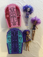 Monster High Dolls incl Skulltimate Secrets Spectra Vondergeist Clawdeen Wolf