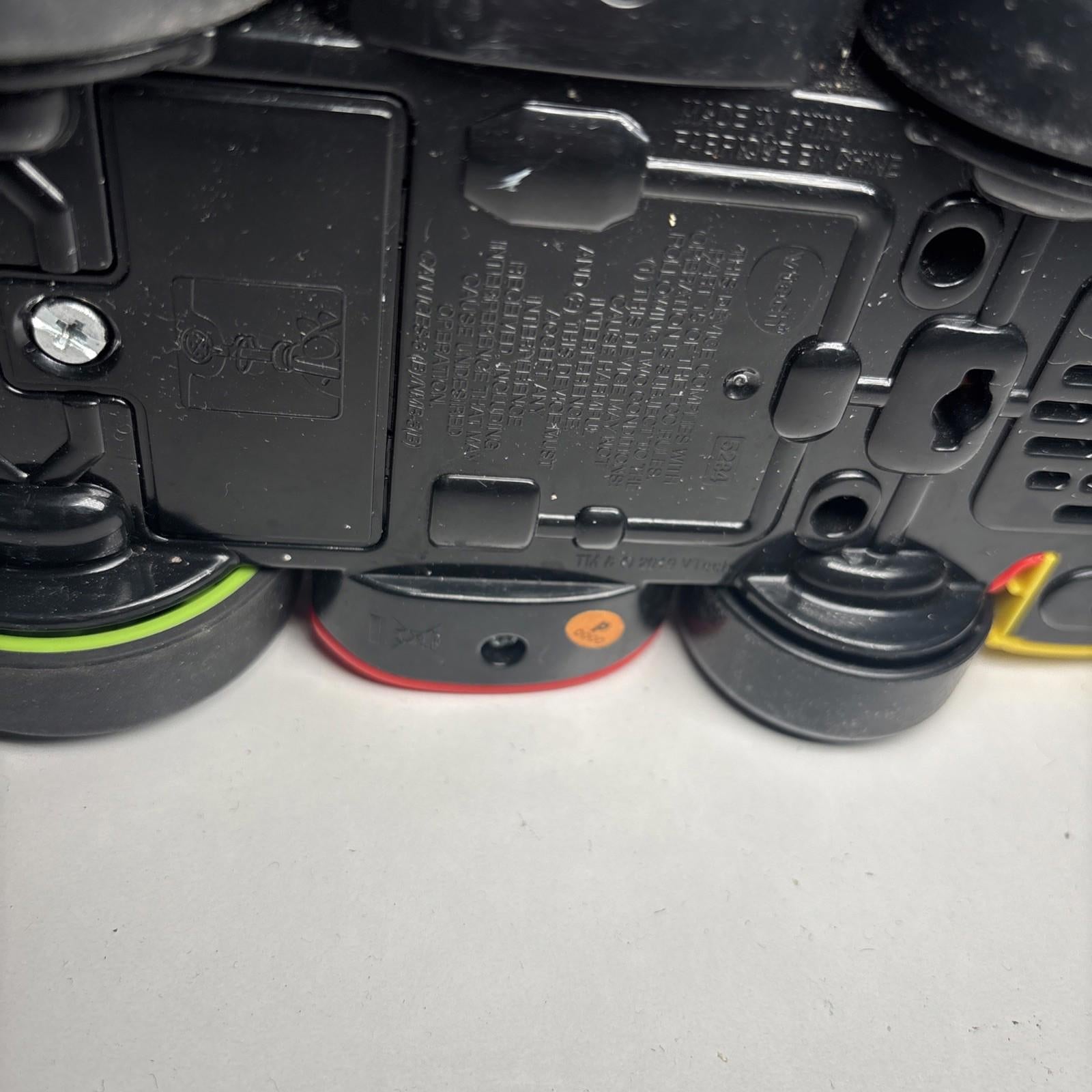 VTech Baby Race-Along Bear Press & Pull Educational Toy Baby Musical Toy 2019