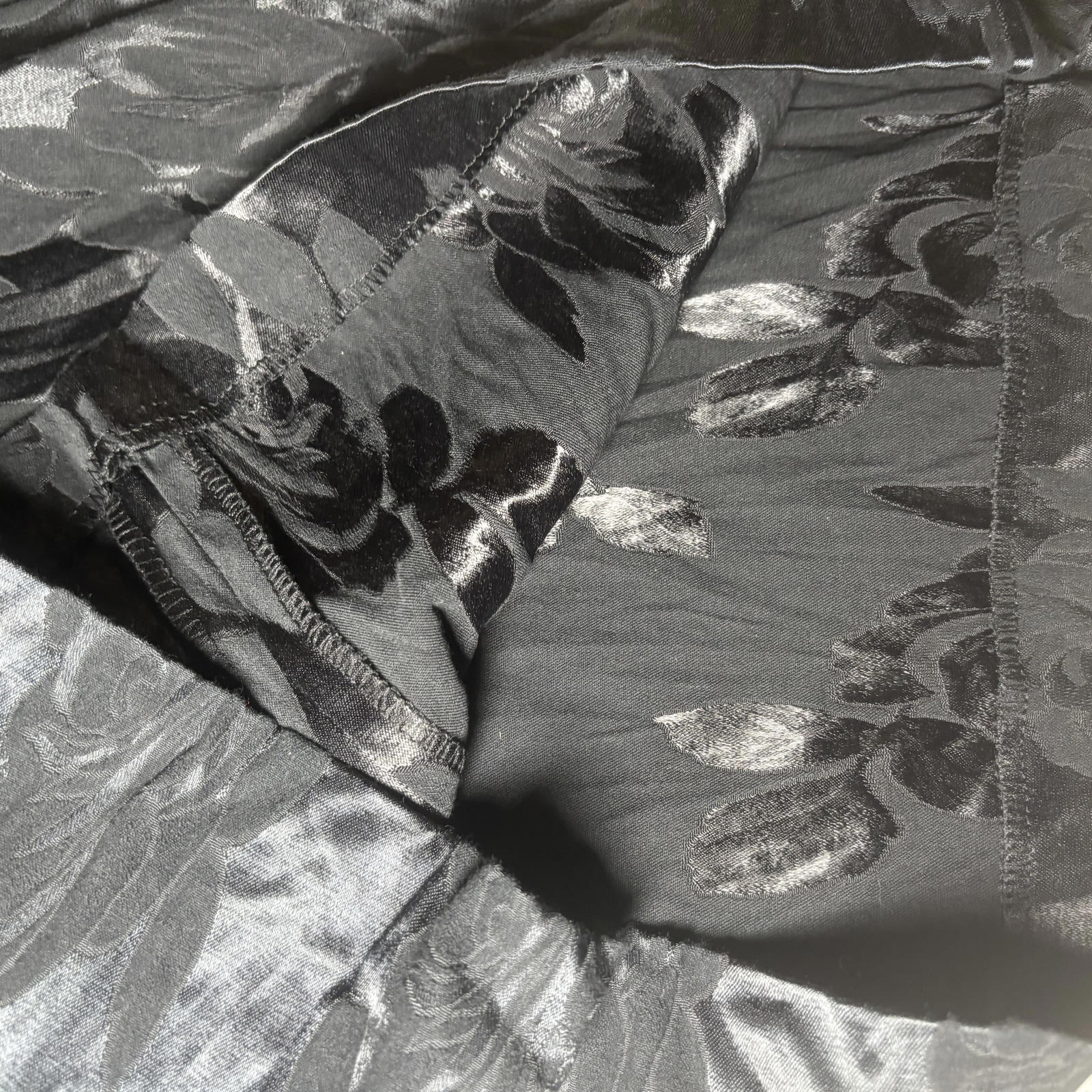 KS Selection Black Floral Jacquard Pencil Skirt Size M - Come Sell Nearly Anything