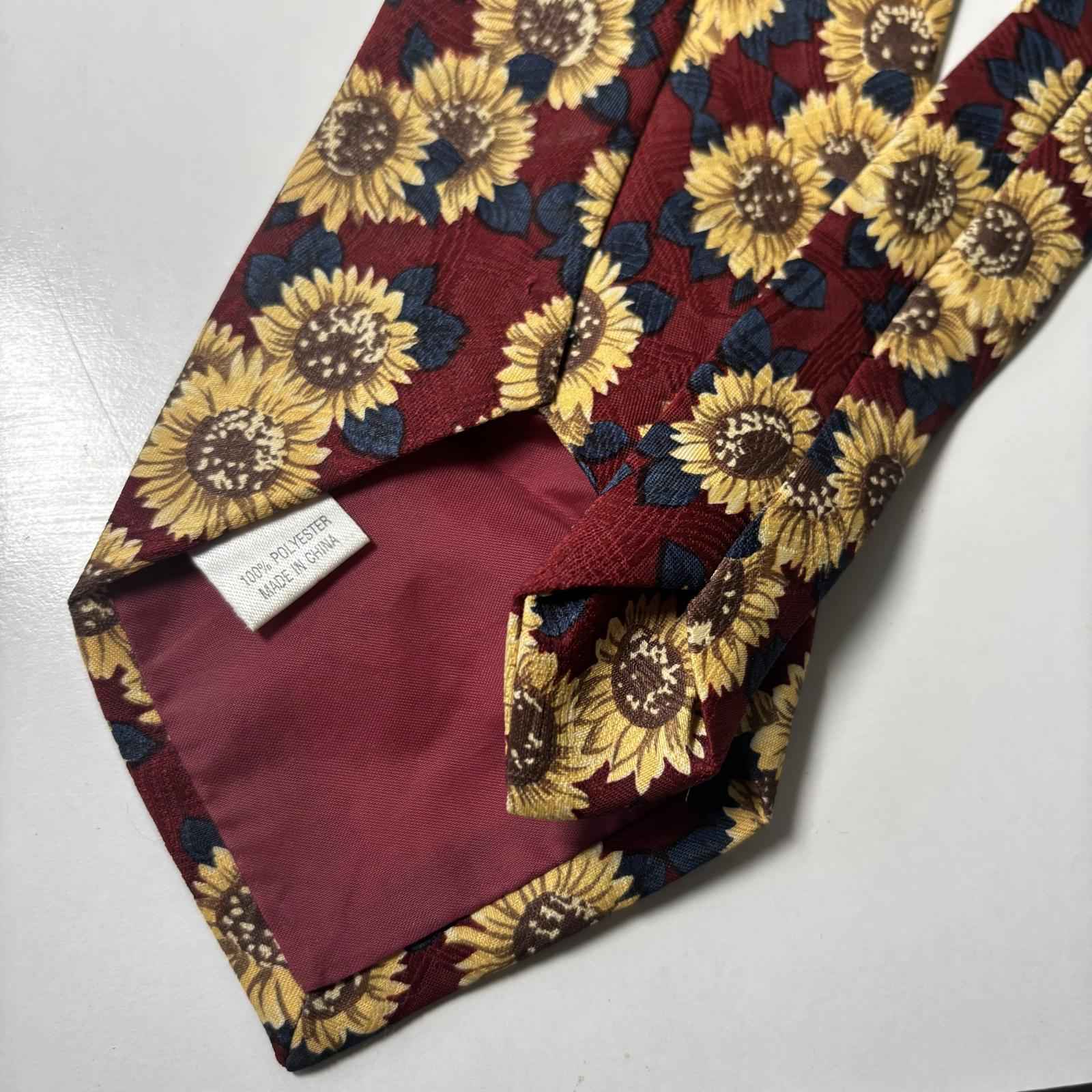 Zoloft Handmade Sunflower Pattern Men's Tie