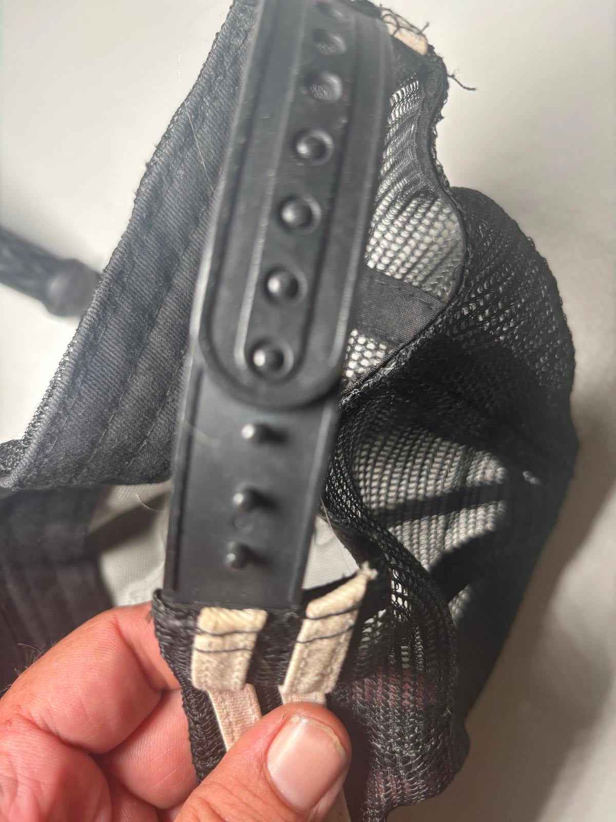 Rickos Black Mesh Baseball Cap Chicago Bulls Logo