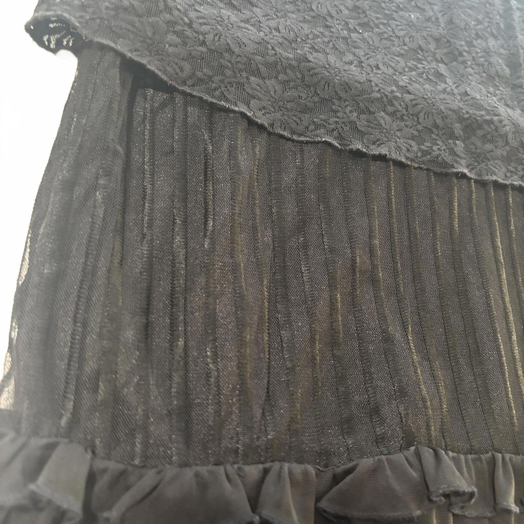 Vicky Vale Black Pleated Layered Skirt Size 8 Vintage Y2K Goth Summer