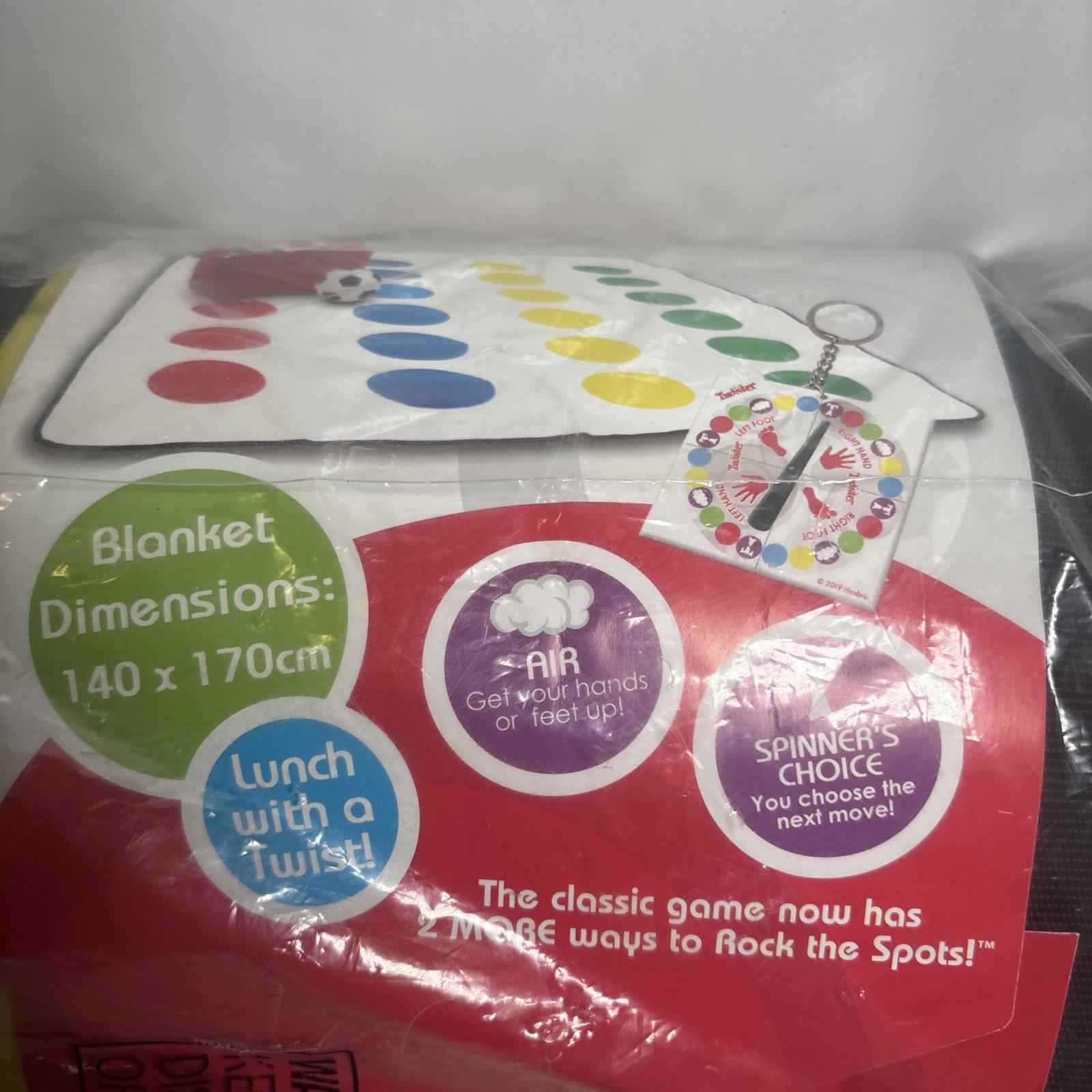 TWISTER Picnic Blanket Outdoors Camping Fun Mat Rug T6 Letting Spinner Waterpr