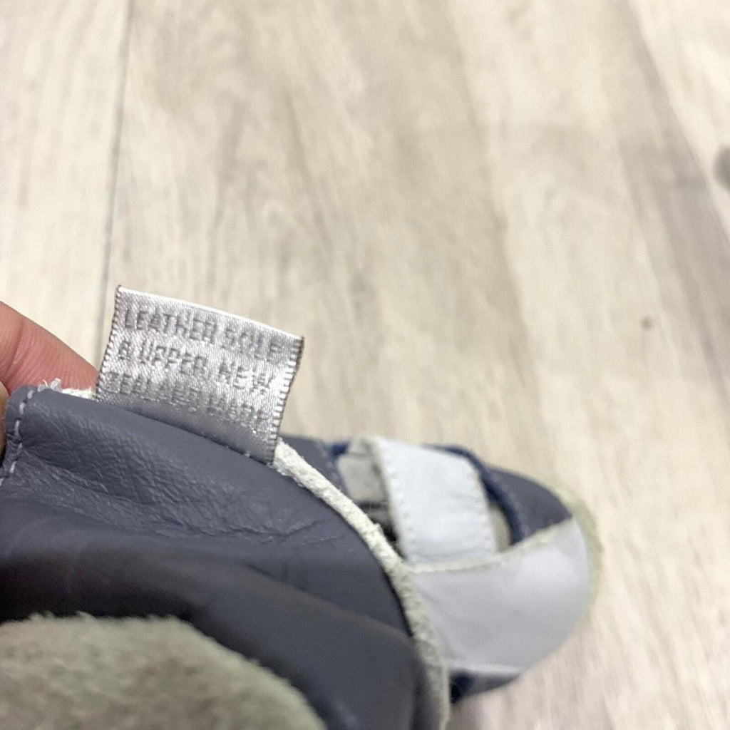 Bobux baby boy size 6 Months blue Grey soft sole pre-walker shoes, GUC.