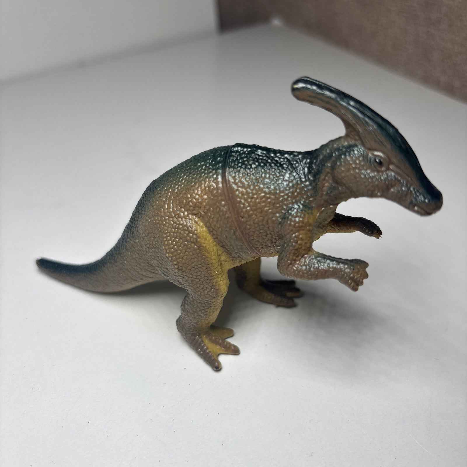 Vintage 12cm Plastic Dinosaur Figure - 1990s Collectible Toy
