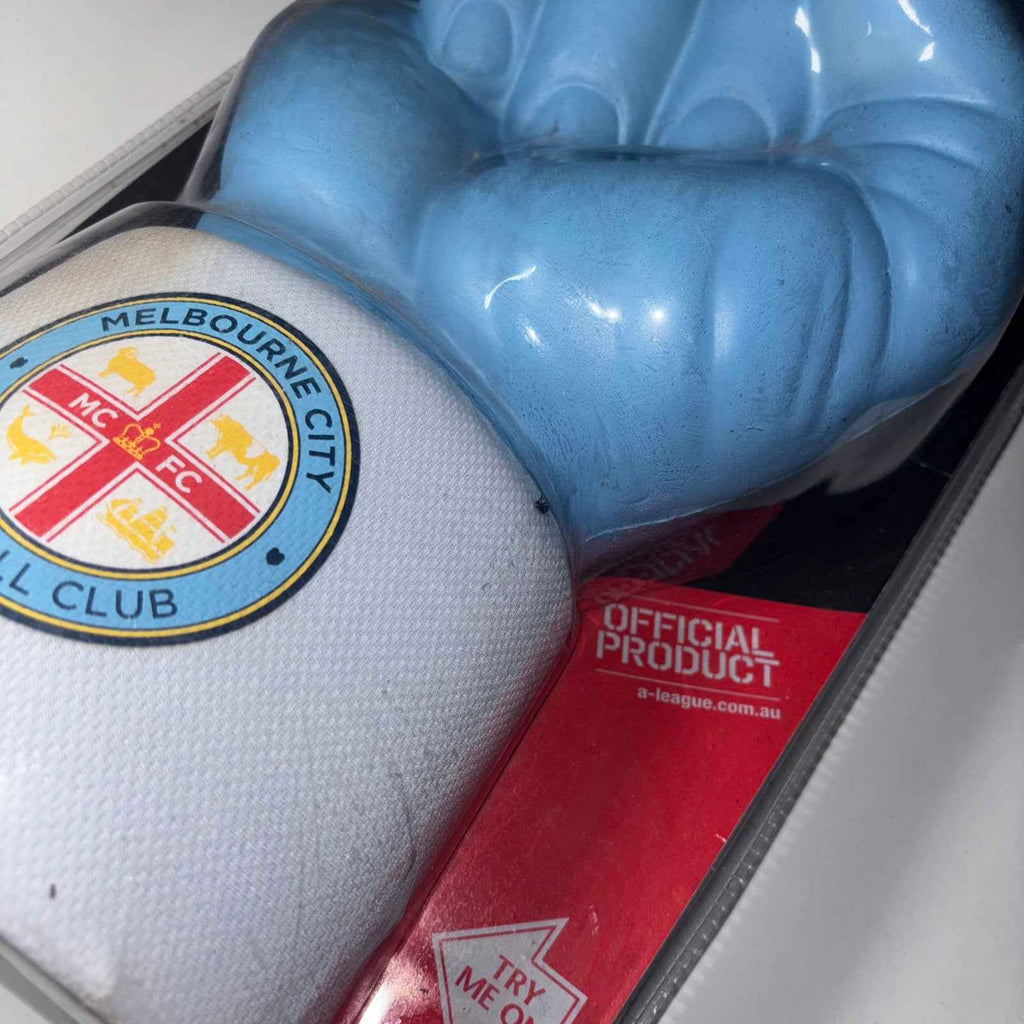 Melbourne Victory CLUB SUPPORTER 3D Fan hand Foam Hand A-league- OOP Stain
