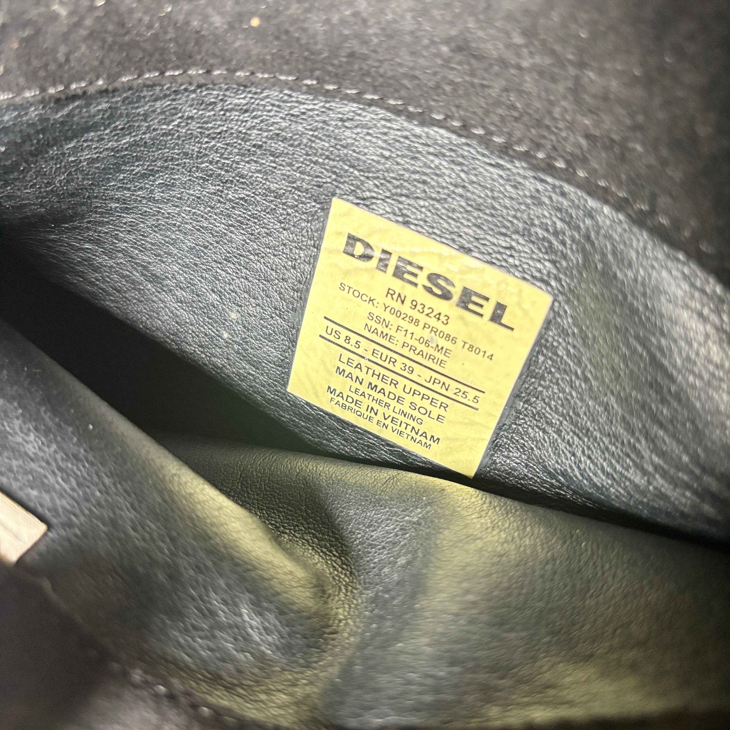 Diesel Women's Prairie Black Oiled Leather Tall Pull On Boots Size 8.5