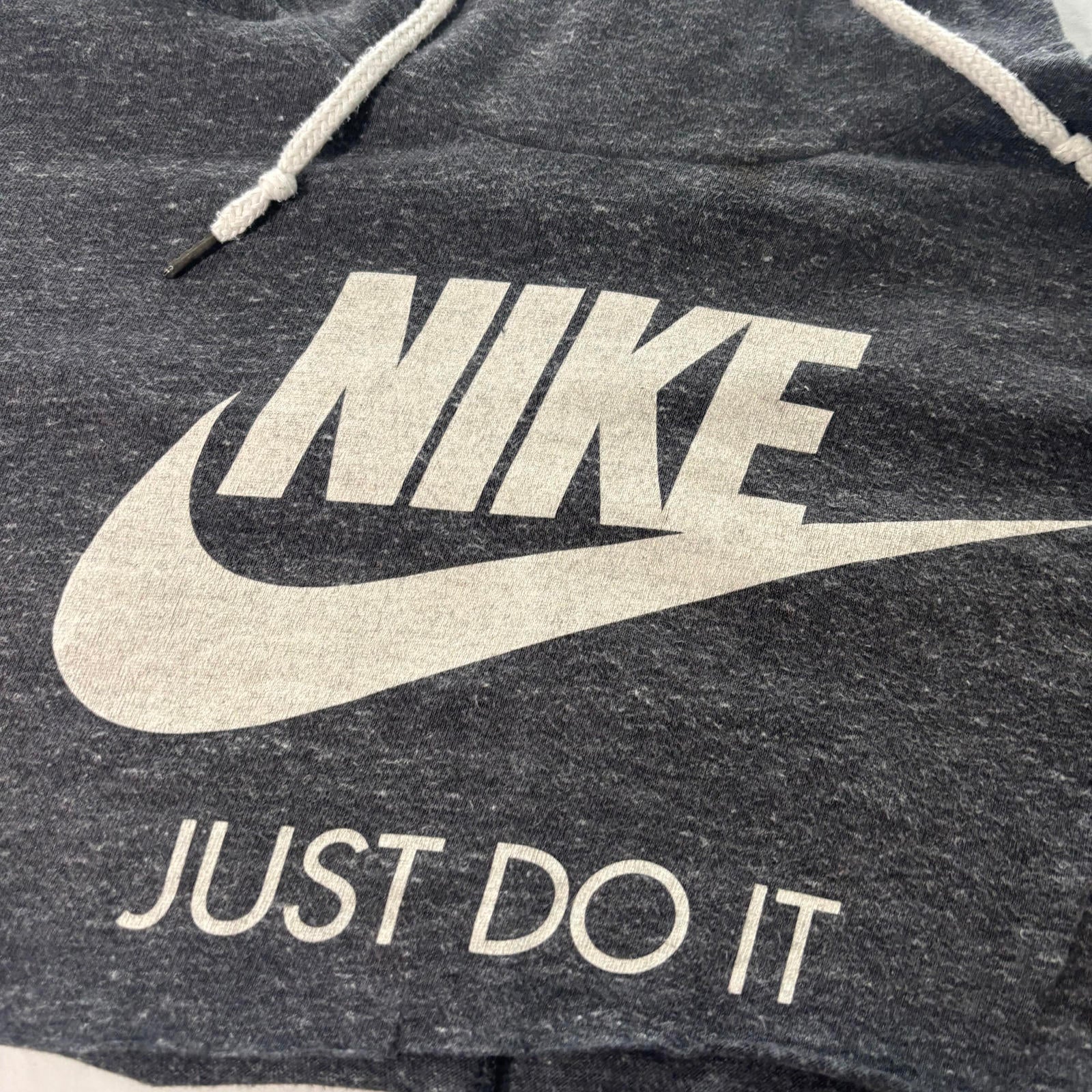 Nike Women's Cropped Hoodie Large Casual Streetwear Summer