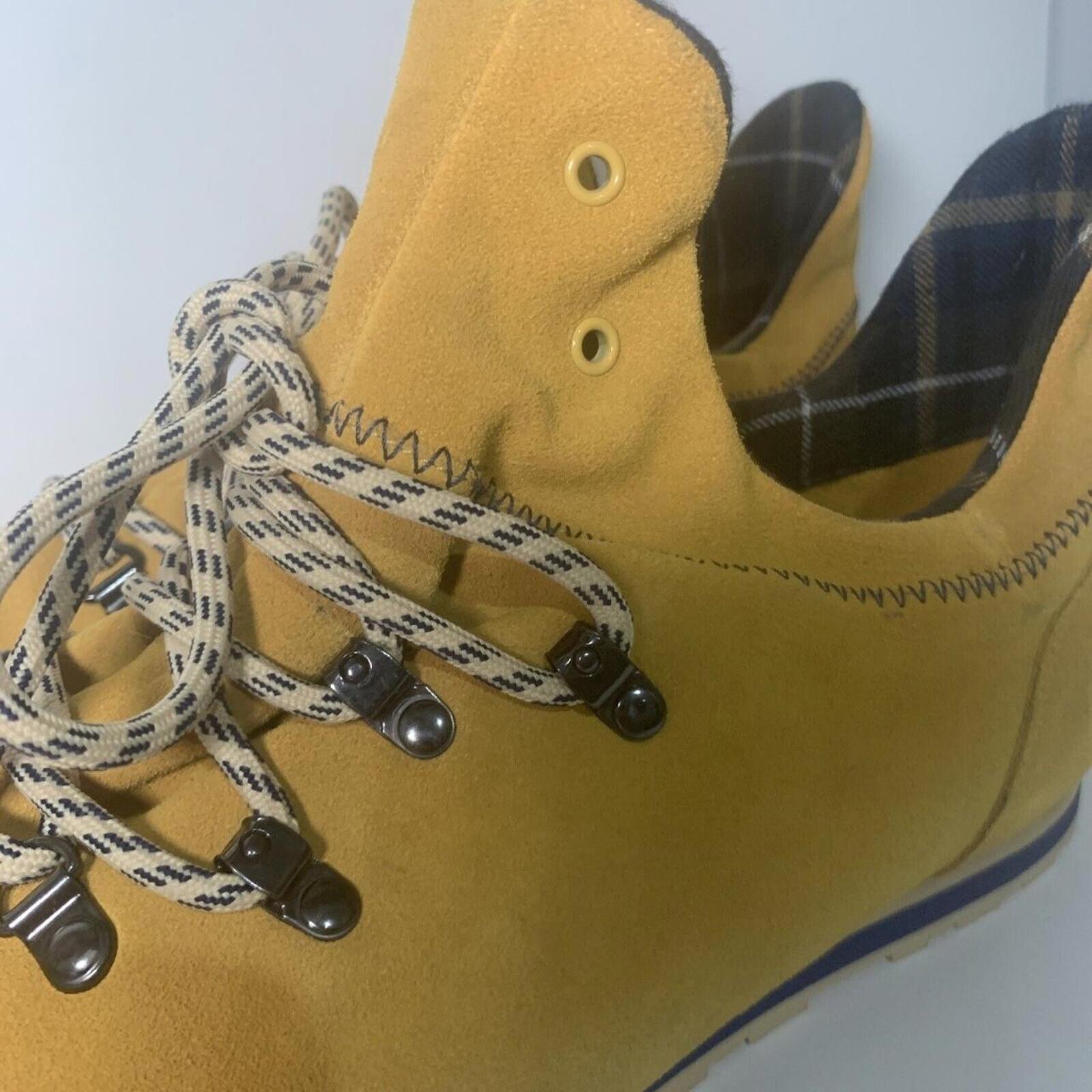 Onitsuka Tiger | Womens Street Style Logo Sneakers Very Rare Style. US 9 - Come Sell Nearly Anything