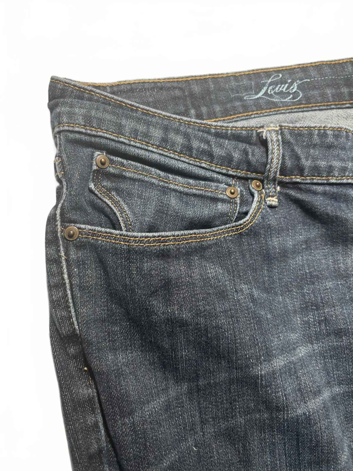 Levi's Men's Jeans Size Waist 43 cm, Inner Leg 84 cm, Length 106 cm