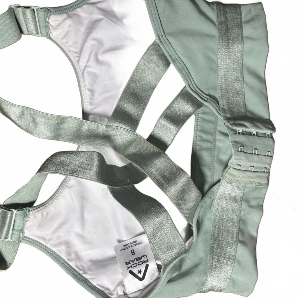 Rockwear Women's Activewear Sports Bra Size 8 - Come Sell Nearly Anything