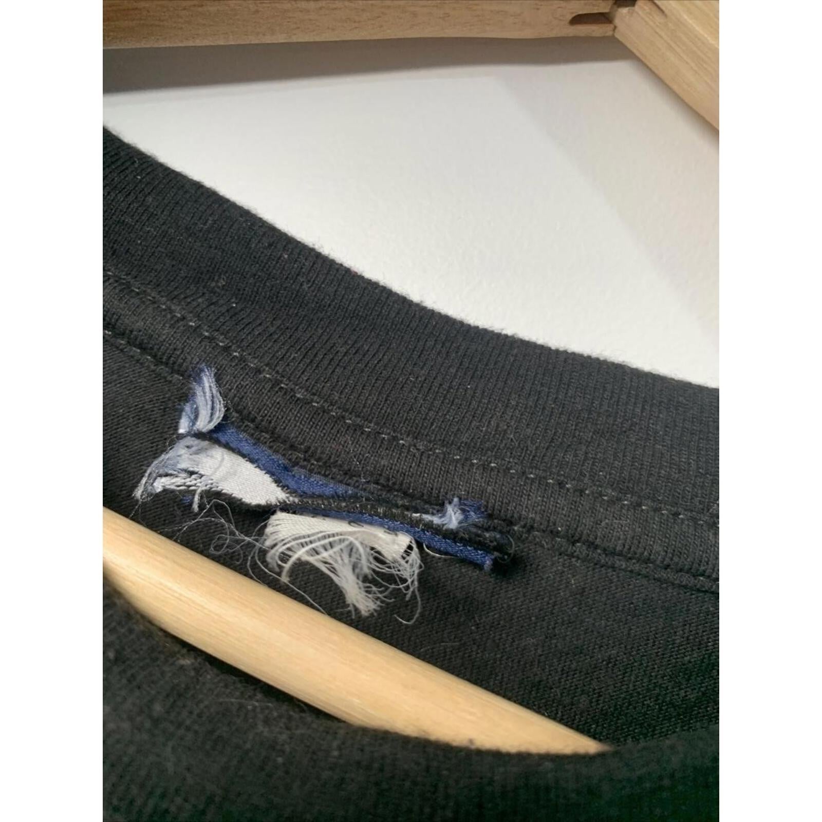 Vintage Coldplay Australia Tour T-Shirt 2011 Mylo Xyloto Small - Come Sell Nearly Anything