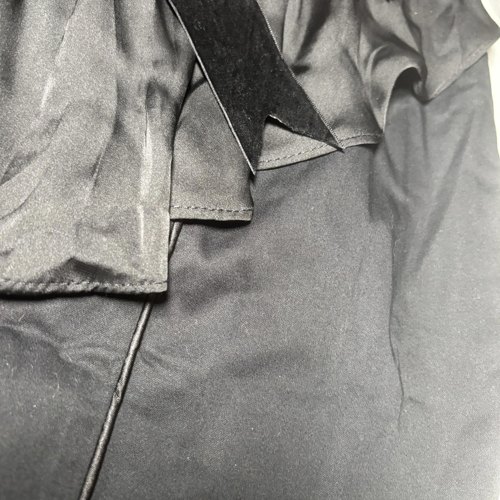 Kitten D'Amour Women's Black Skirt Size 16 Elegant Ruffle Detail - Come Sell Nearly Anything