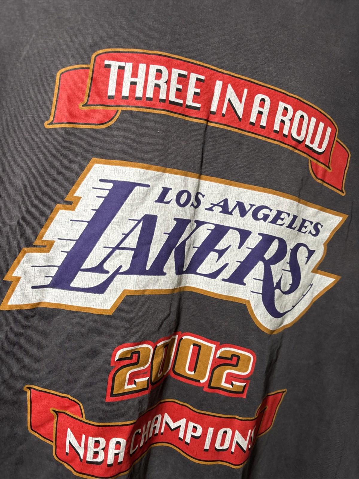 Mitchell & Ness Los Angeles Lakers 2002 NBA Champions T-Shirt Size S - Come Sell Nearly Anything