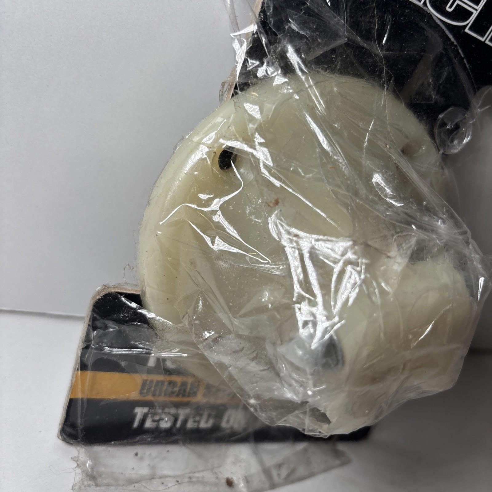 NEW Punch Poly Speed Swivel Damaged Packaging Item New