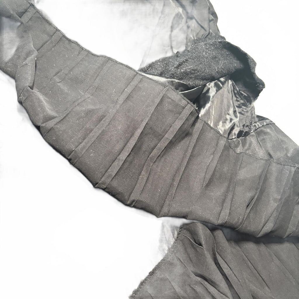 Leaf Black Pleated Skirt Size 10 Y2K Goth Vintage Style