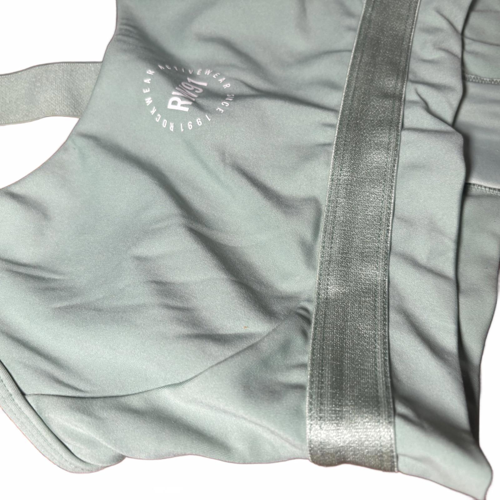 Rockwear Women's Activewear Sports Bra Size 8 - Come Sell Nearly Anything