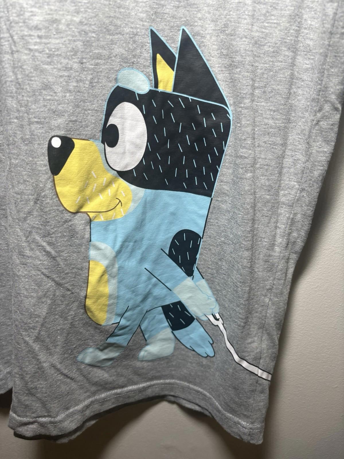 Bluey Large Grey Graphic T-Shirt Menswear Cartoon Dog Print - Come Sell Nearly Anything