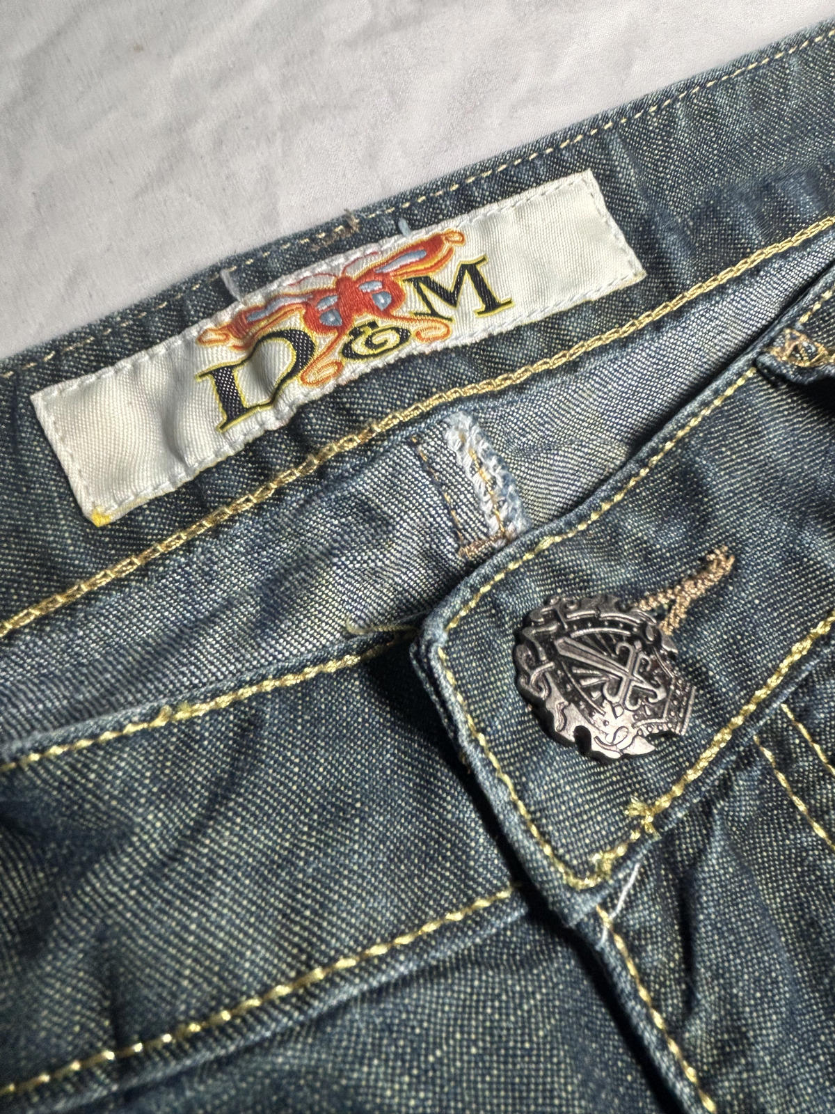 D&M WoMen's Jeans Size 29 Y2K Denim Vintage Style - Come Sell Nearly Anything