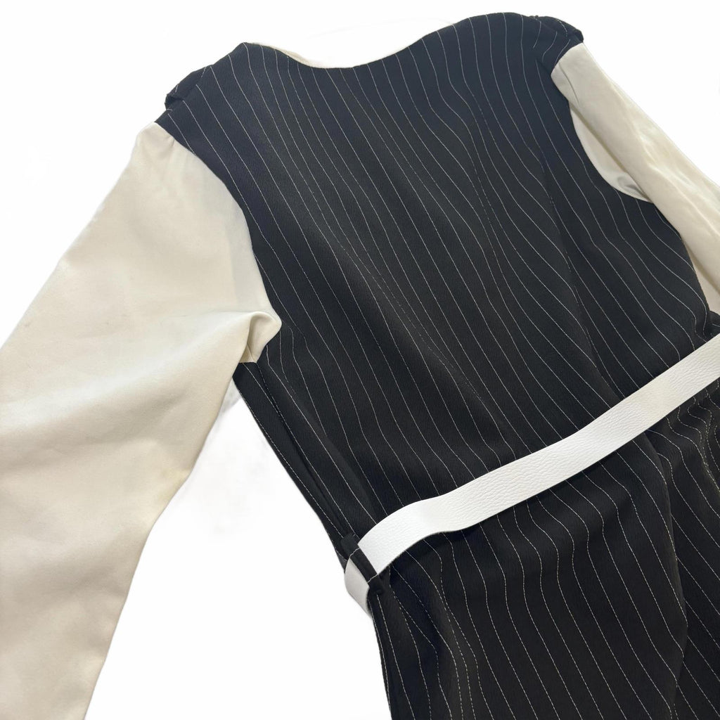Elegant Black Pinstripe Long Sleeve Dress with White Collar and Belt - Size 40 - Come Sell Nearly Anything