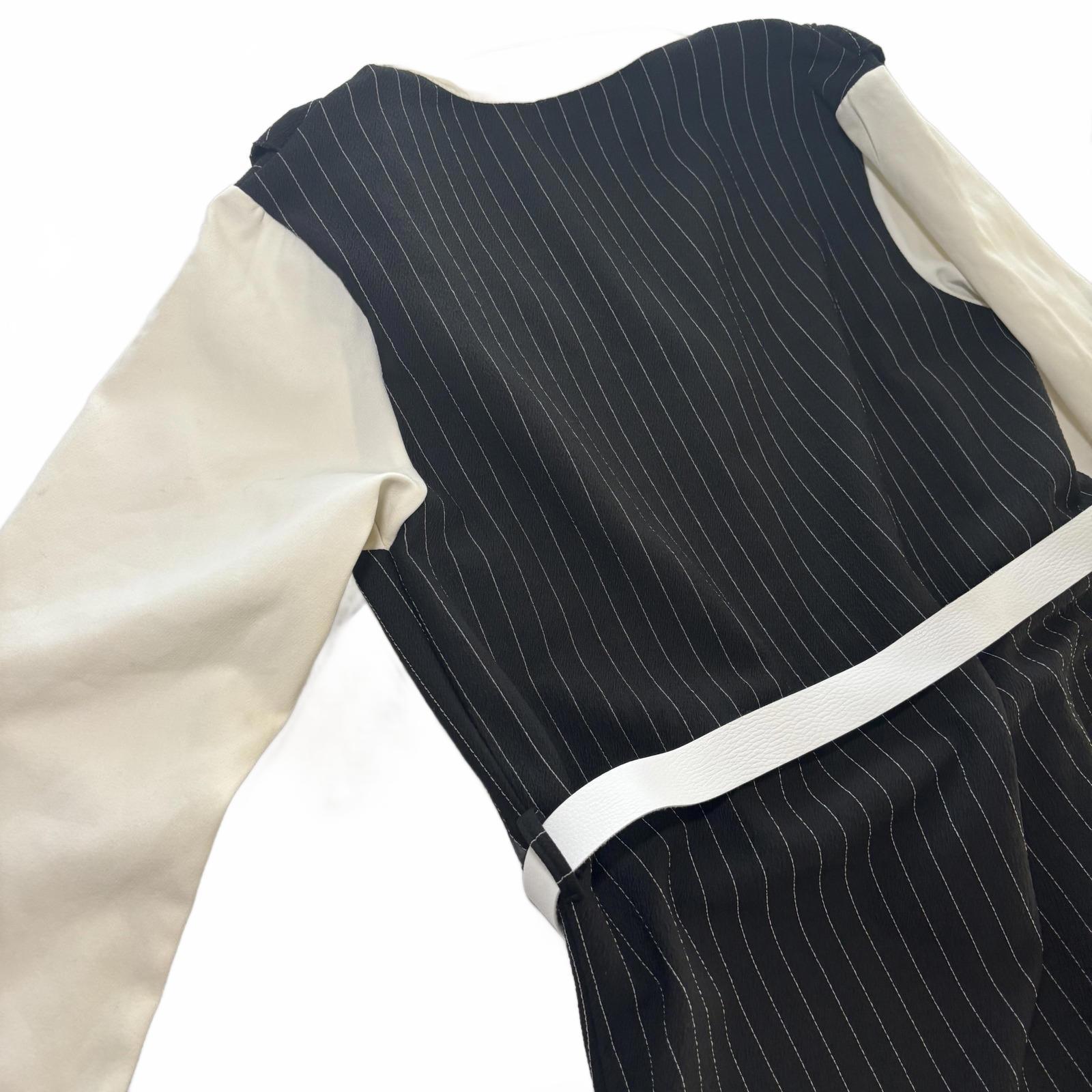 Elegant Black Pinstripe Long Sleeve Dress with White Collar and Belt - Size 40 - Come Sell Nearly Anything