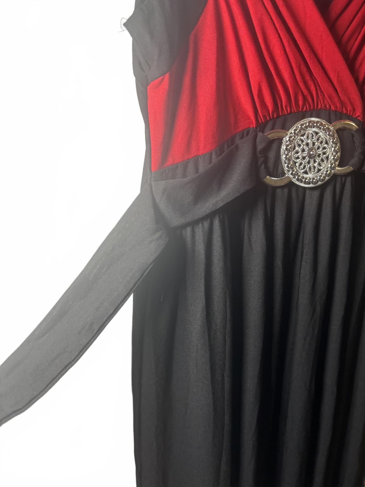 FILO Women's Sleeveless V-Neck Dress with Belt Large Vintage - Come Sell Nearly Anything