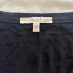 JAG XS Women's Black Floral Embroidered V-Neck T-Shirt - Come Sell Nearly Anything