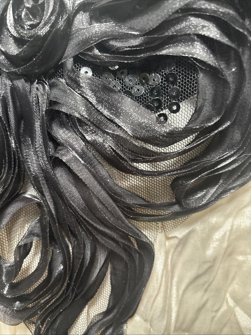 Avocado Size 8 Women's Black and White Floral Applique Dress - Come Sell Nearly Anything