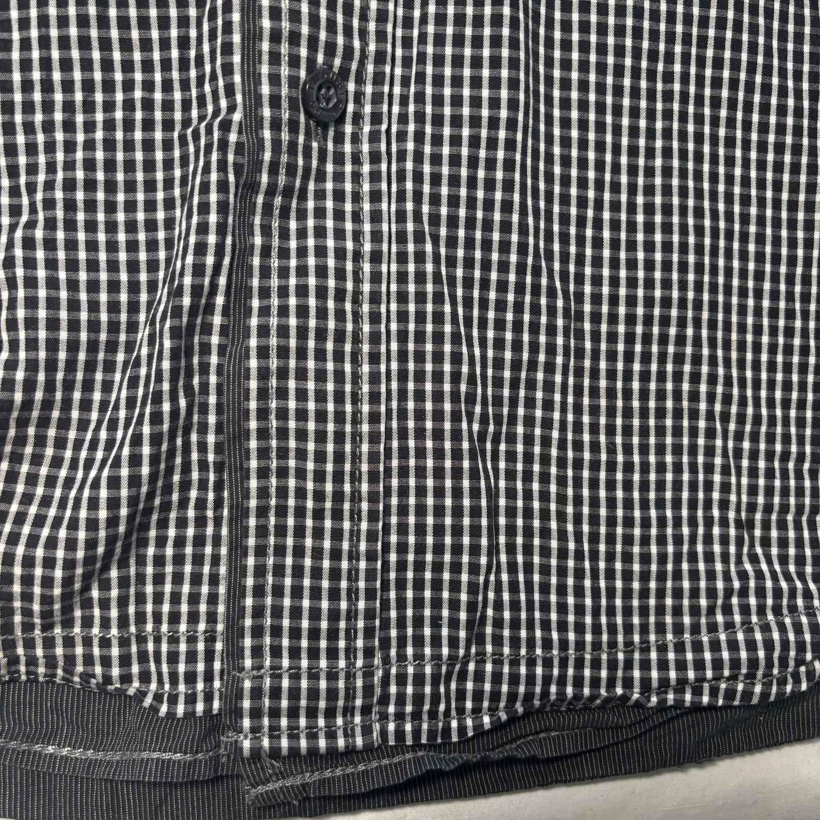 Industrie Clothing Large Men's Checker Short Sleeve Button-Up Shirt