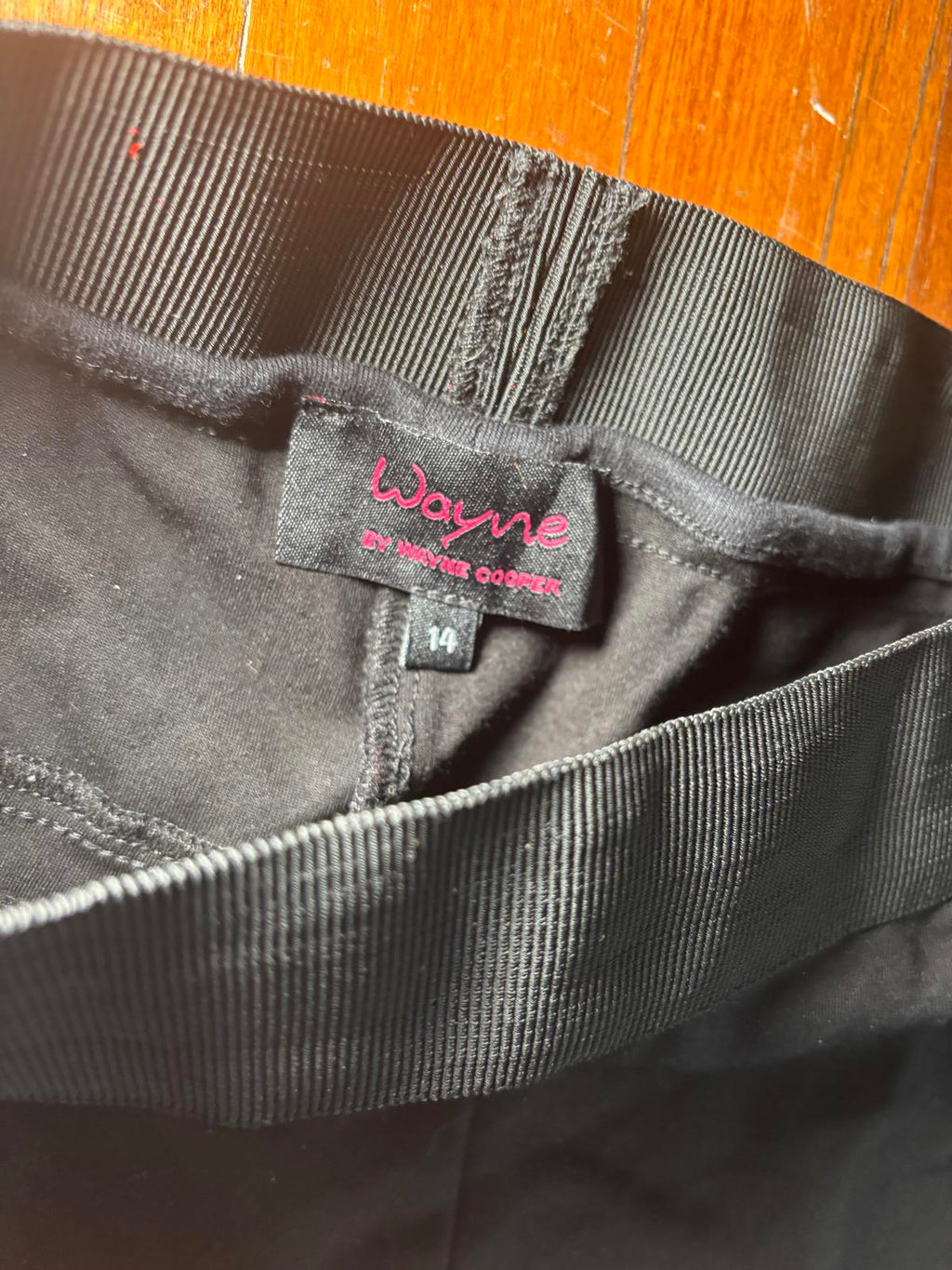 Wayne by Wayne Cooper Women's Black Leggings Size 14 - Come Sell Nearly Anything