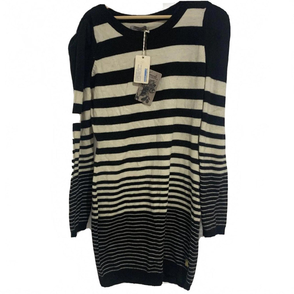 Komodo Pixel Jumper dress size 4 EU - Merino Wool - Black & Cream - BNWT - Come Sell Nearly Anything
