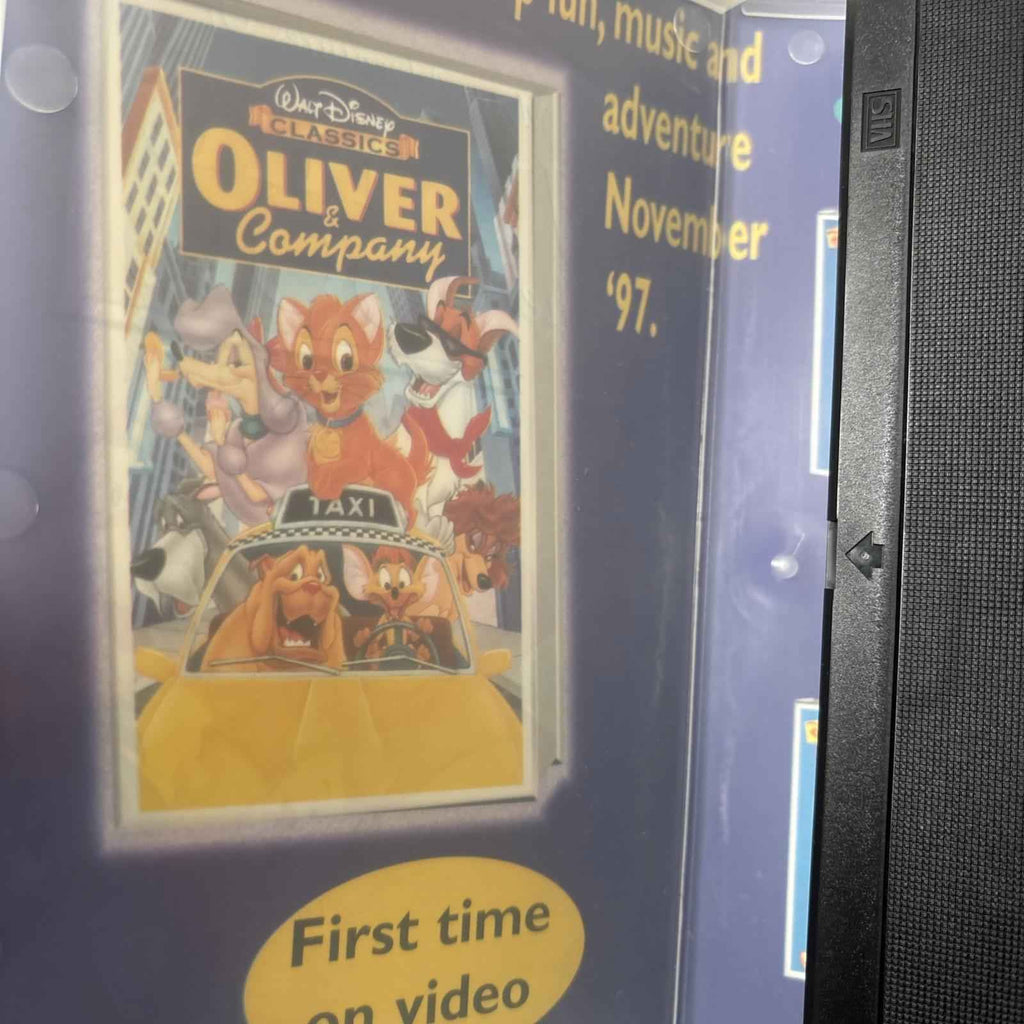 Walt Disney's The Many Adventures of Winnie the Pooh VHS 1996