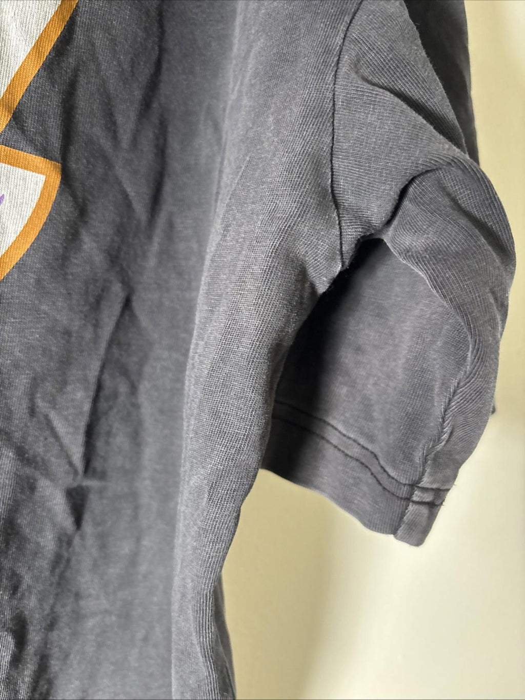 Mitchell & Ness Los Angeles Lakers 2002 NBA Champions T-Shirt Size S - Come Sell Nearly Anything