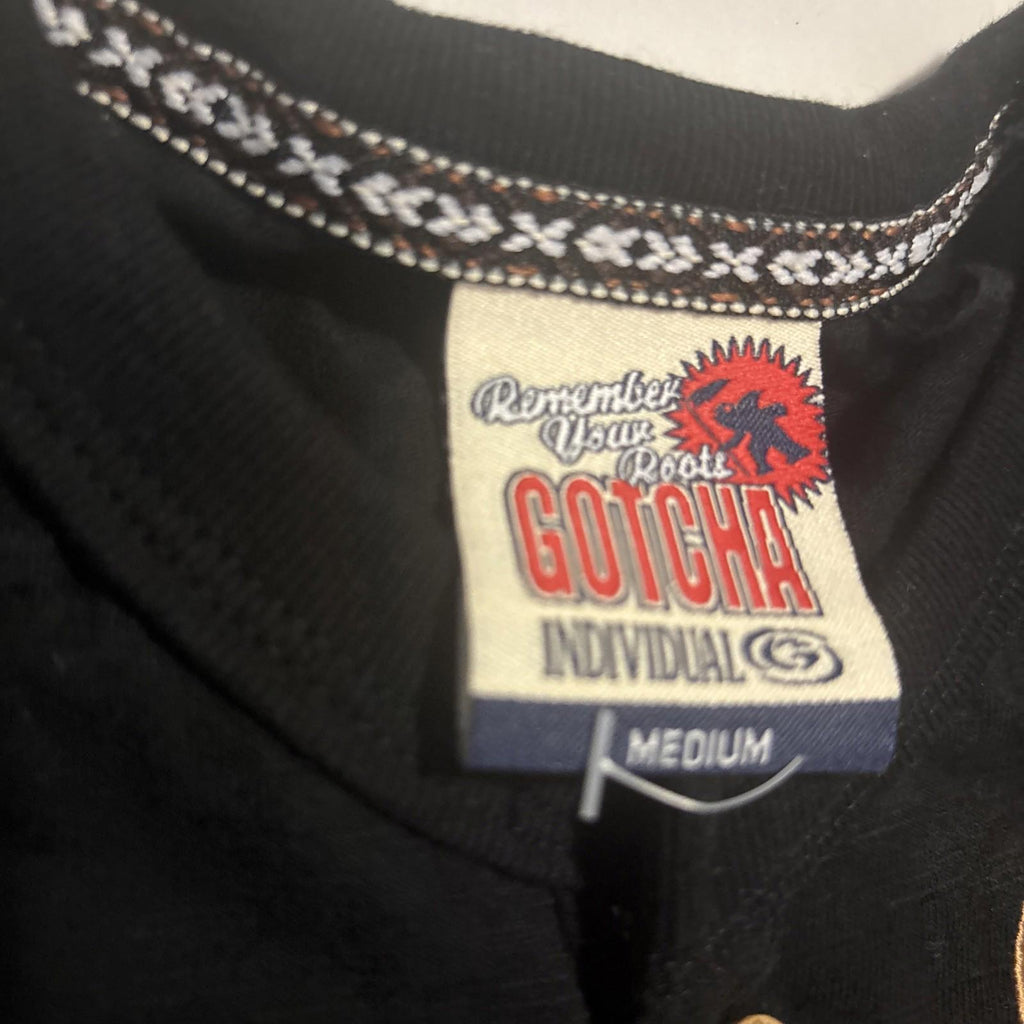 Gotcha Surf  Shirt Black Long Sleeve Embroidered Surf Print California - Come Sell Nearly Anything