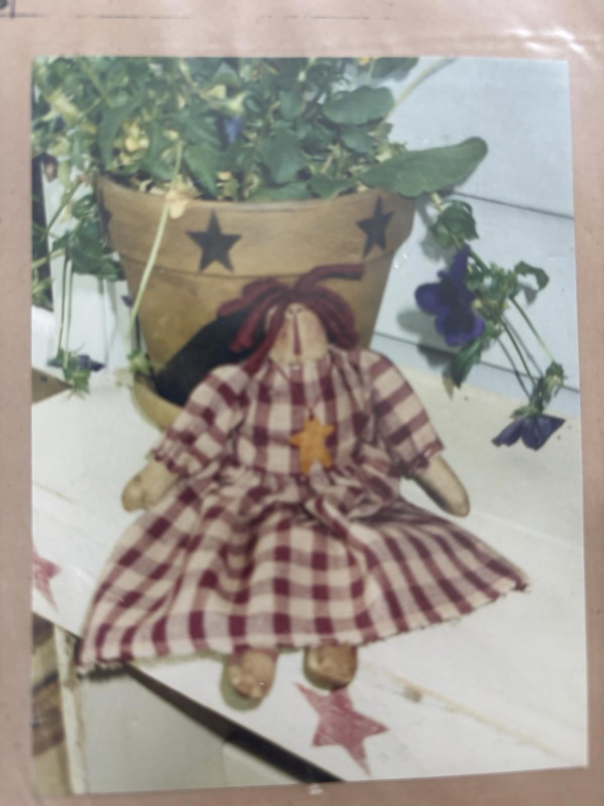 Lizzie Homespun - Annie - Patchwork Cottagecore Simple Stitchery Pattern - Come Sell Nearly Anything