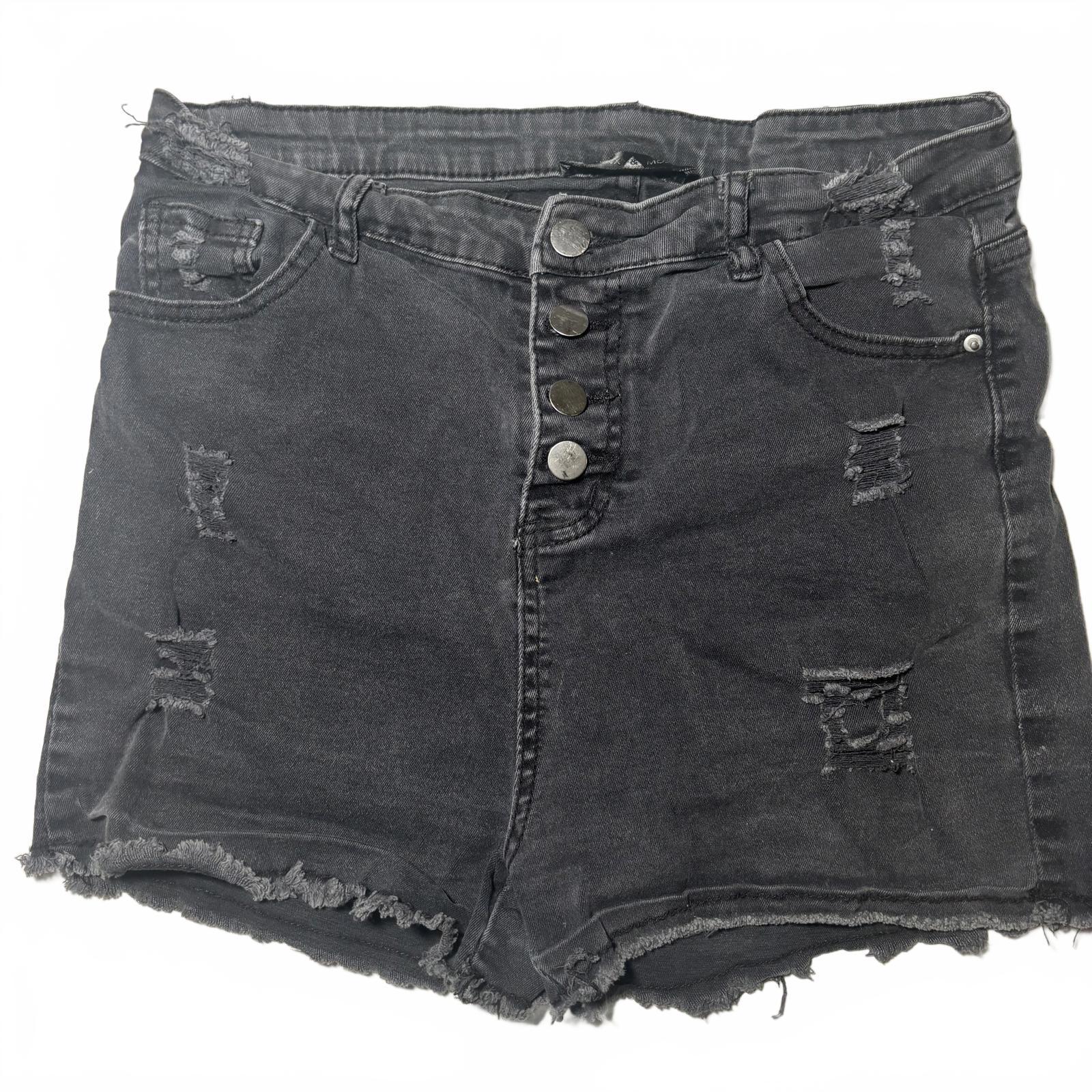 Minx & Moss Women's Denim Shorts Size Waist 36 cm - Come Sell Nearly Anything