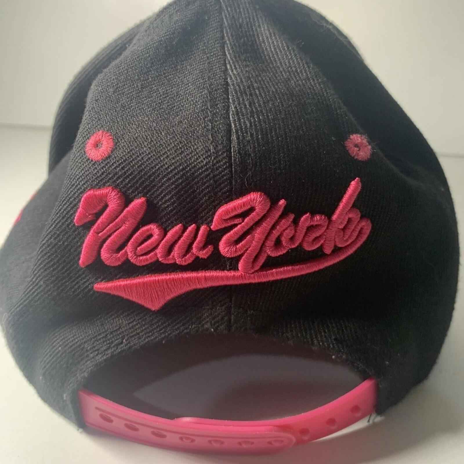 NY HipHop Honor Baseball Cap Size Black &amp; Pink With Flowers Brim SnapBack.