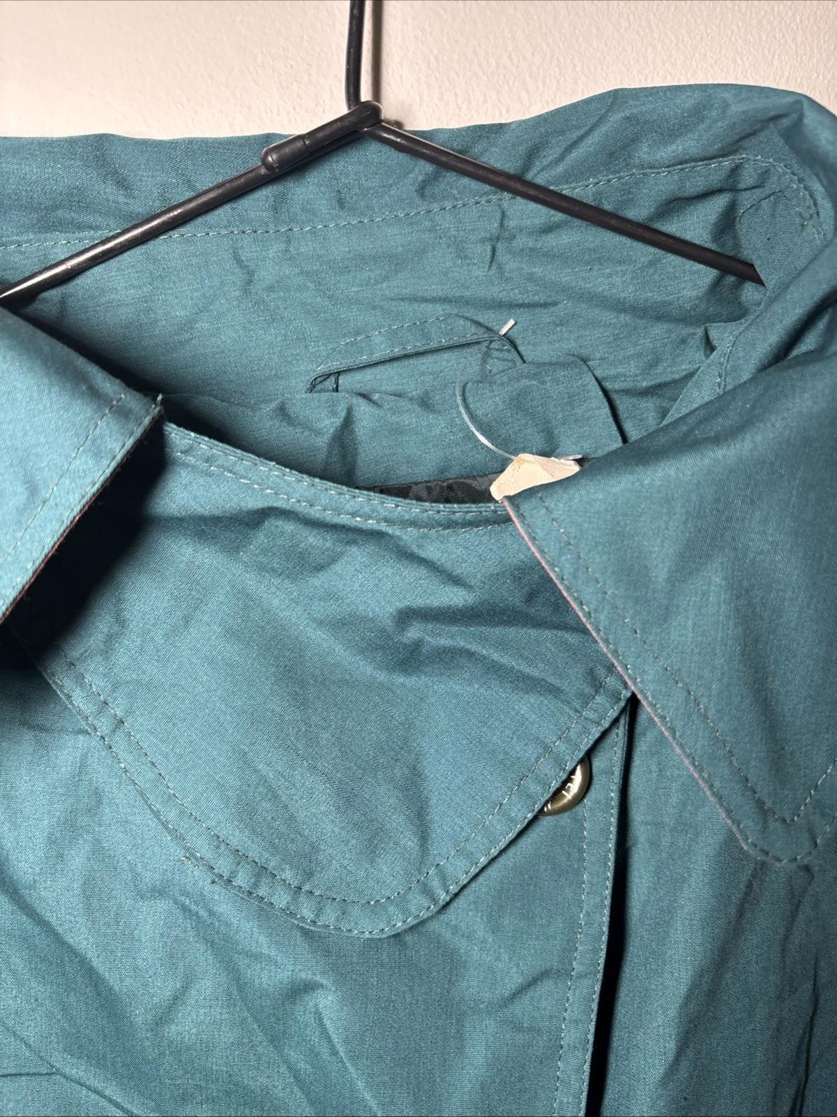VIVOFERRE Women's Teal Trench Coat Size Medium Vintage #TrenchCoat #WomensOuterwear #VintageFashion - Come Sell Nearly Anything